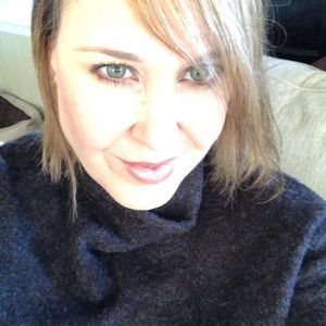 Meet your Posher, Leslie